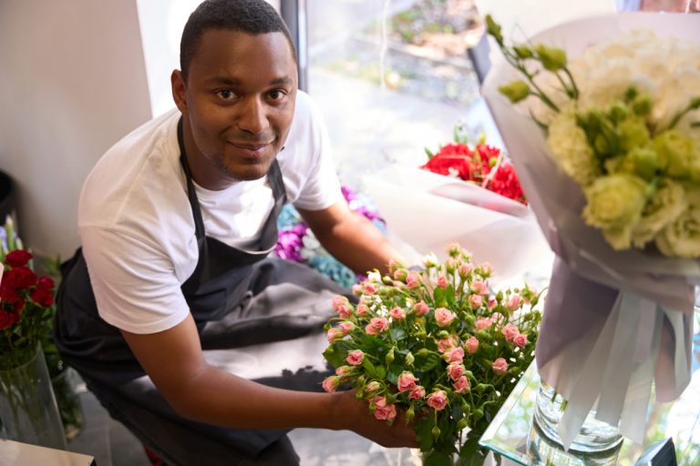 The Art of the Bridal Bouquet: Design Principles and Inspiration